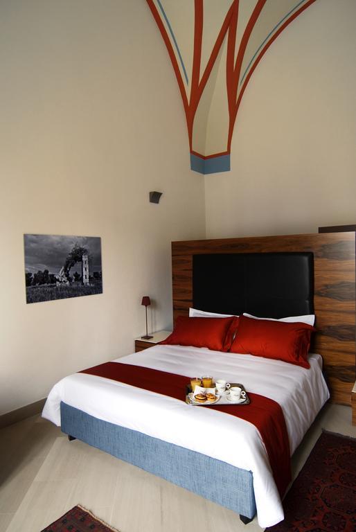 Alvino Suite And Breakfast Lecce Esterno foto
